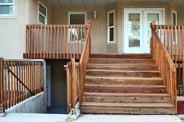 REDWOOD STEPS- Newly Refinished