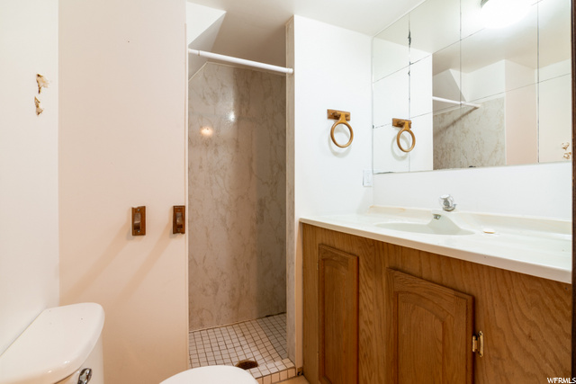 2261 E 10300 S, Sandy, UT 84092 — photo 10