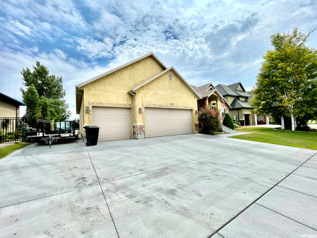 3645 W Augusta Dr, Syracuse, UT 84075 — photo 2