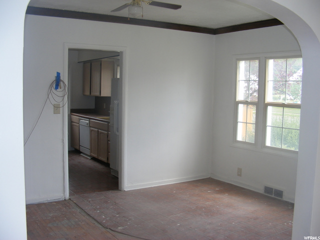 105 N 300 E, Bountiful, UT 84010 — photo 7