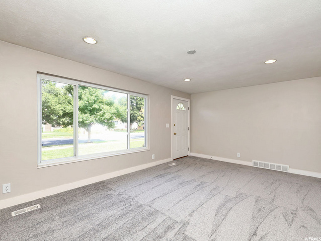 8143 S Bryce Dr. E, Sandy, UT 84070 — photo 2