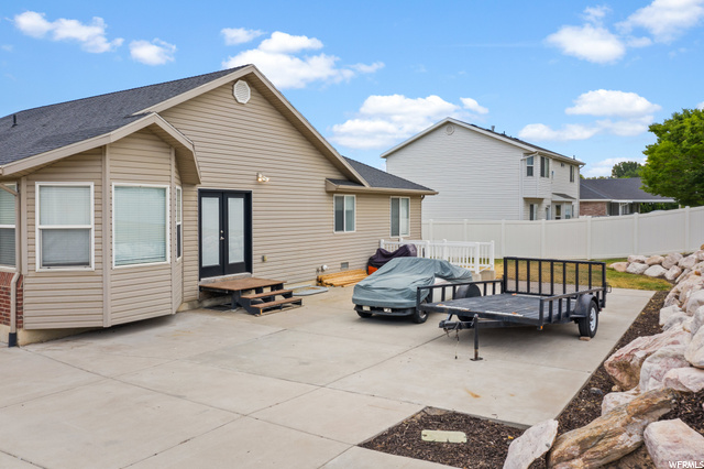 25 E 2450 N, Layton, UT 84041 — photo 7