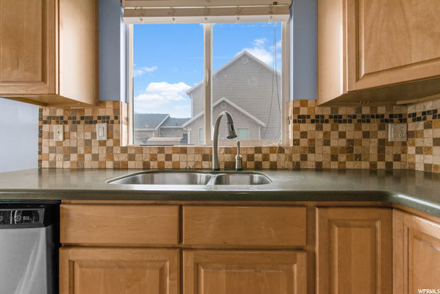 25 E 2450 N, Layton, UT 84041 — photo 11