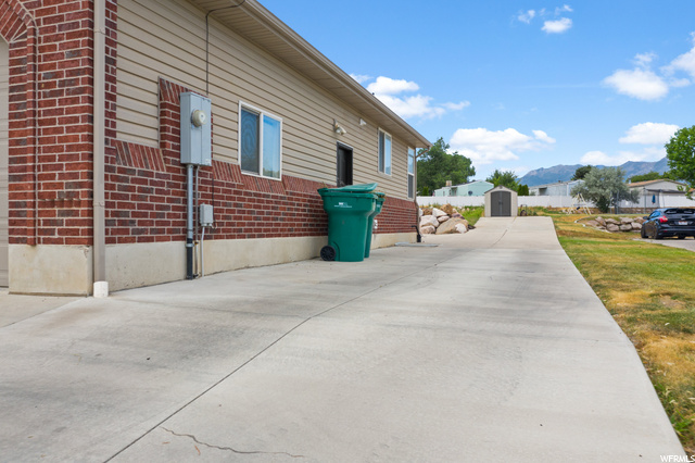 25 E 2450 N, Layton, UT 84041 — photo 5