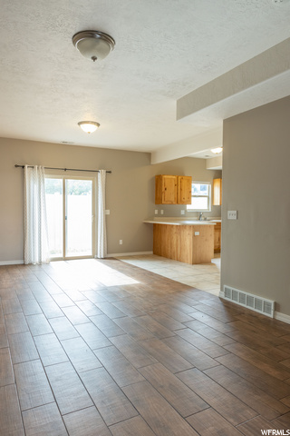 22 W 200 North N #2, Bountiful, UT 84010 — photo 2