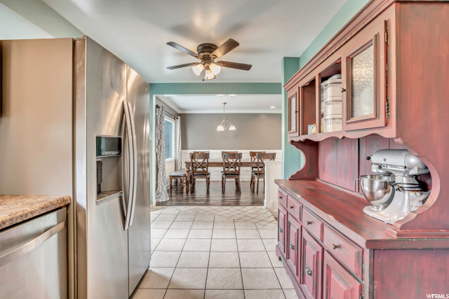 10567 S Crocus St E, Sandy, UT 84094 — photo 8