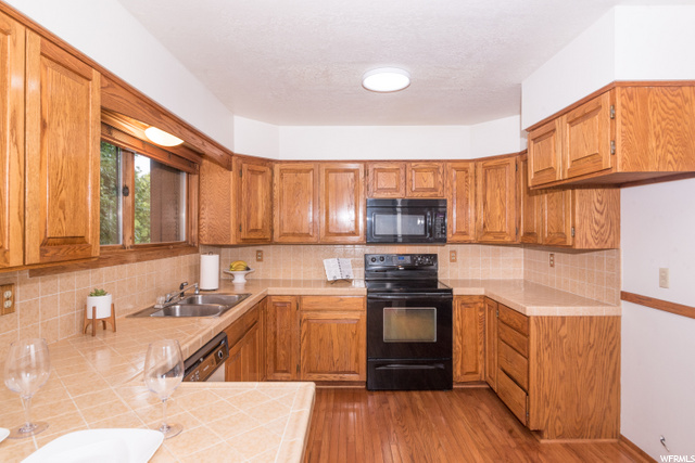 131 E 100 S, Hyrum, UT 84319 — photo 2