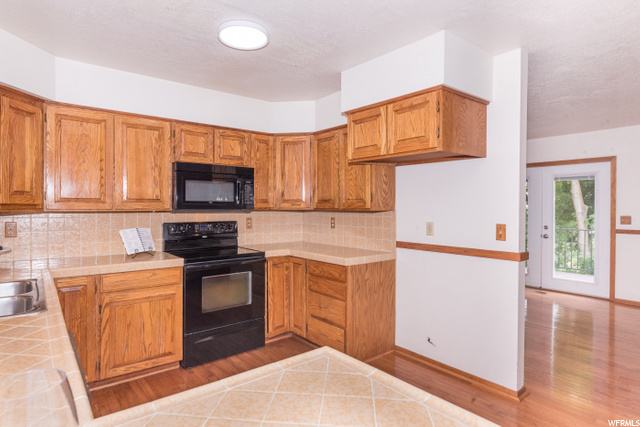 131 E 100 S, Hyrum, UT 84319 — photo 3