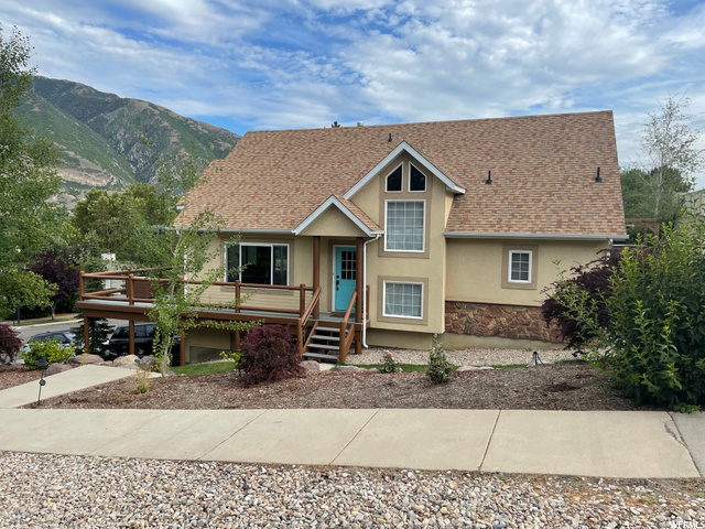 1658 E Jordan Point Dr, Sandy, UT 84092 — photo 2