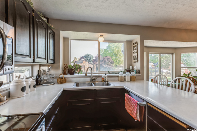 3002 W 4425 S, Roy, UT 84067 — photo 7