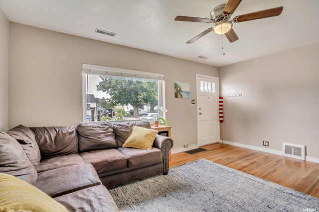 822 E 1000 S, Clearfield, UT 84015 — photo 4