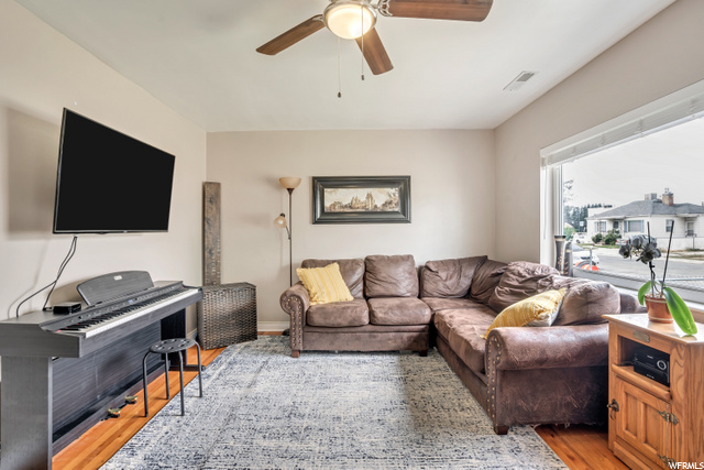 822 E 1000 S, Clearfield, UT 84015 — photo 5