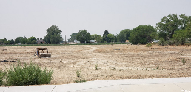 87 S 400 E, Elmo, UT 84521 — photo 11