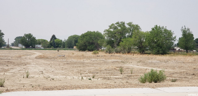 87 S 400 E, Elmo, UT 84521 — photo 10
