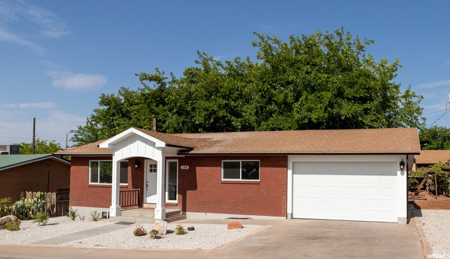 150 S 250 E, Washington UT 84780