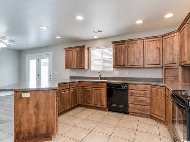 968 Hidden Dr, Layton, UT 84041 — photo 8