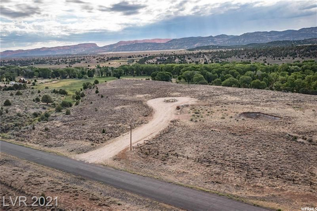#5, Hatch, UT 84735 — photo 4