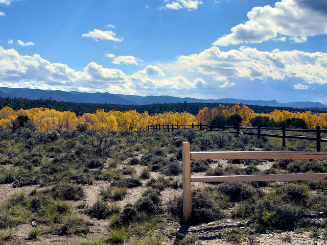 #5, Hatch, UT 84735 — photo 2