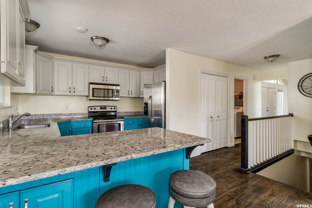 2294 E Sunset Dr, Layton, UT 84040 — photo 9