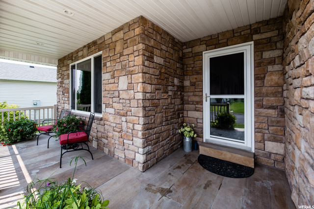 471 E 2820 N, North Logan, UT 84341 — photo 4
