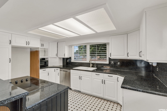 305 E 650 N, Bountiful, UT 84010 — photo 9