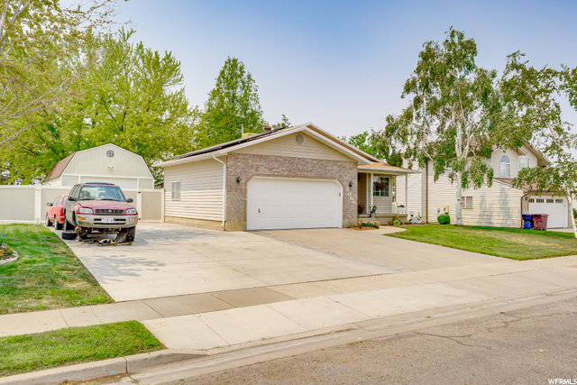 5069 S 3025 W, Roy, UT 84067 — photo 2