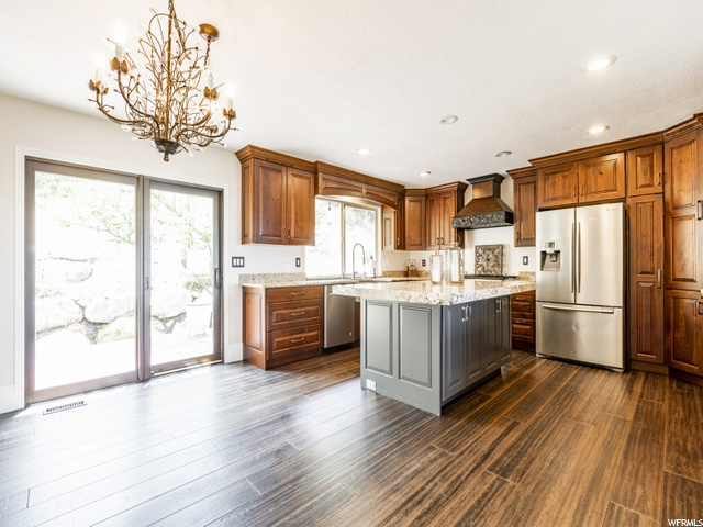 420 Canyon Estates Dr, Bountiful, UT 84010 — photo 9