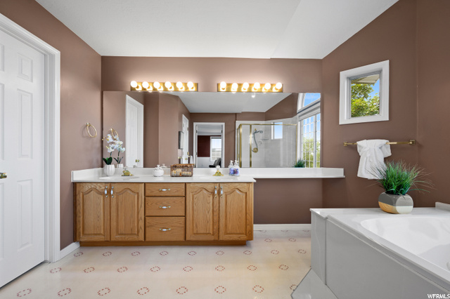 Master Suite Upper Level