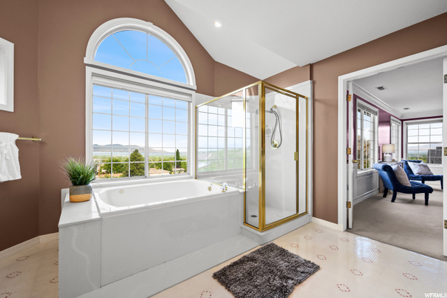 Master Suite Upper Level