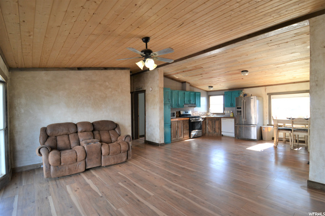 360 E 2730 N, Roosevelt, UT 84066 — photo 4