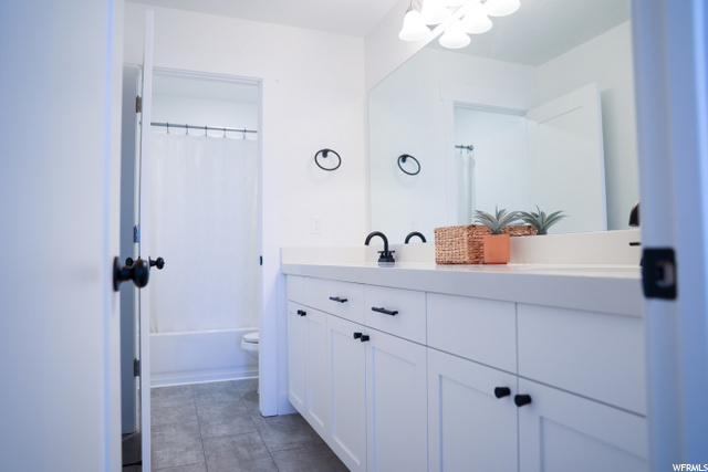 2nd bathroom upstairs
