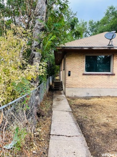 114 E Doxey St, Ogden, UT 84403 — photo 2
