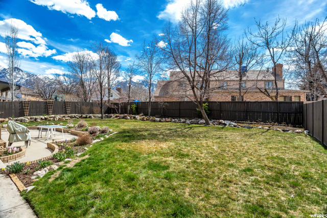 1944 E Rua Branco Dr, Sandy, UT 84093 — photo 3