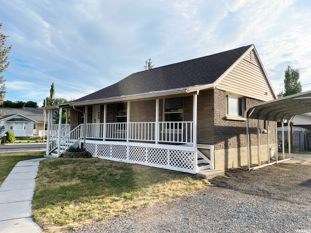 695 S 500 E, River Heights, UT 84321 — photo 2