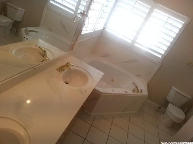 1092 S Barton Ct E, Bountiful, UT 84010 — photo 9