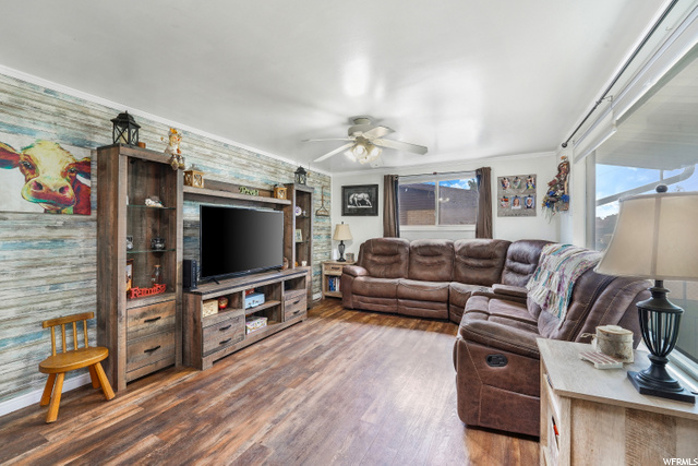 331 W 1350 N, Layton, UT 84041 — photo 5