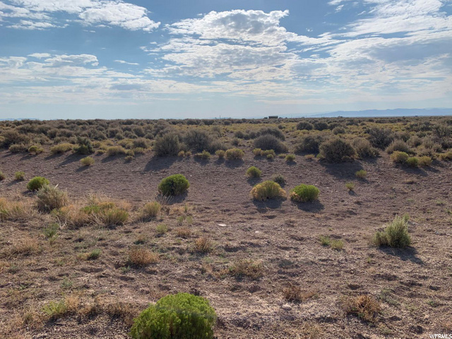 10400, Beryl, UT 84714 — photo 4