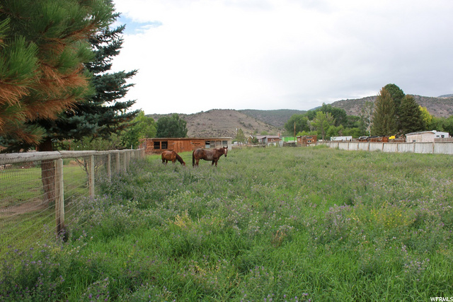 296 W 100 N, Bicknell, UT 84715 — photo 9