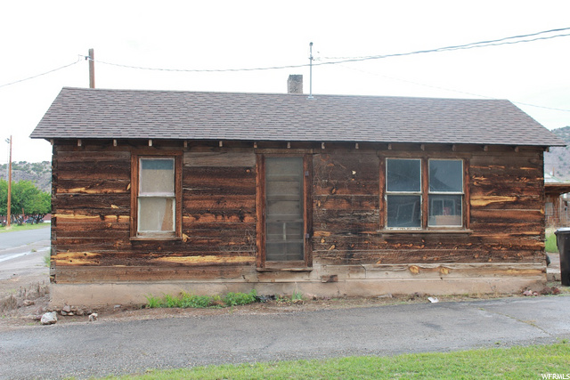 296 W 100 N, Bicknell, UT 84715 — photo 11