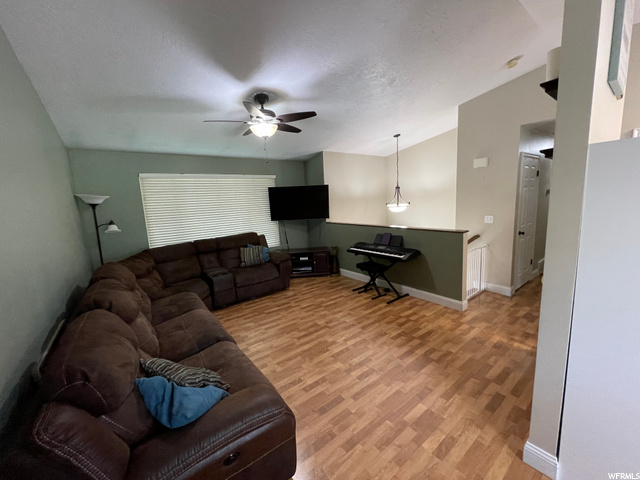 513 S 925 E, Layton, UT 84041 — photo 4