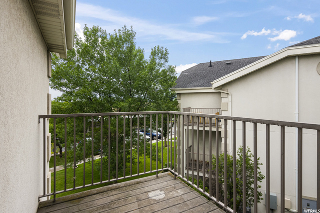 Private Deck