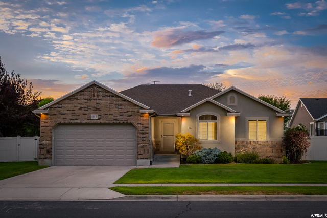 654 W 1900 S, Syracuse, UT 84075 — photo 2