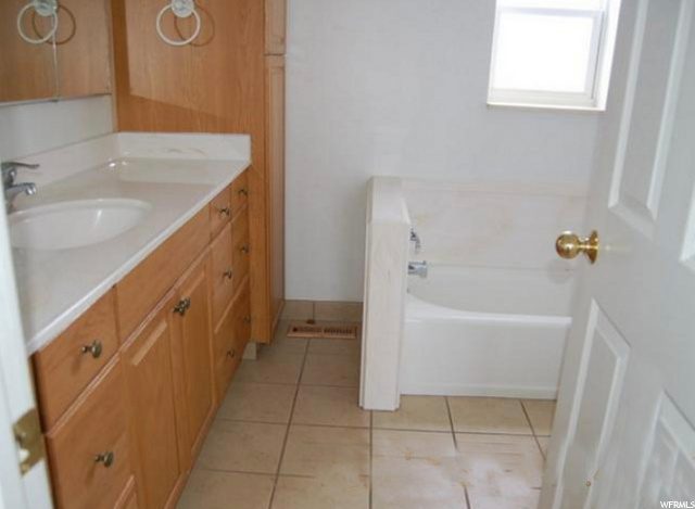 775 E 400 N, Wellsville, UT 84339 — photo 3