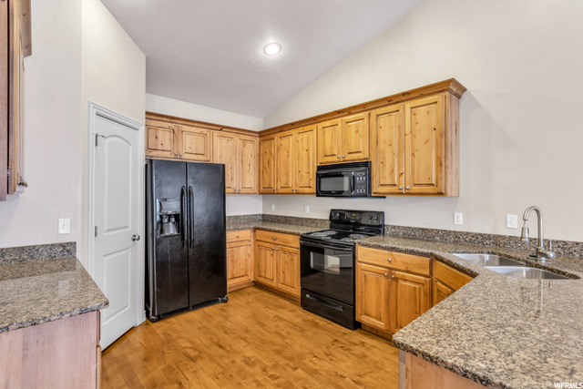 907 W 20 N, Orem, UT 84057 — photo 4