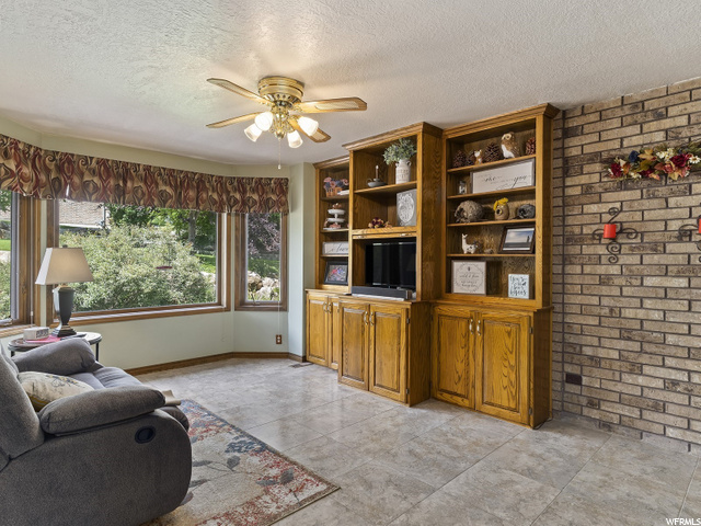 688 E 3525 N, North Ogden, UT 84414 — photo 11
