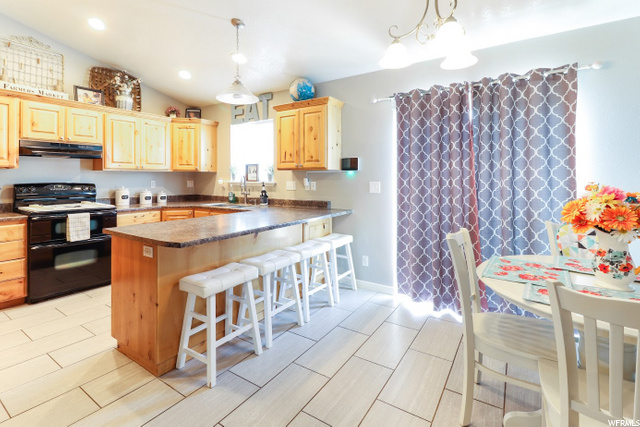 196 E 500 S, Vernal, UT 84078 — photo 8