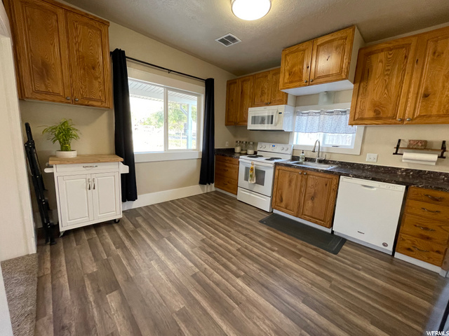 704 S 300 E, Nephi, UT 84648 — photo 5