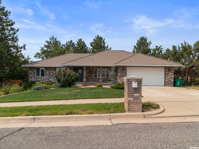 2353 E Summerwood Dr, Layton, UT 84040 — photo 2