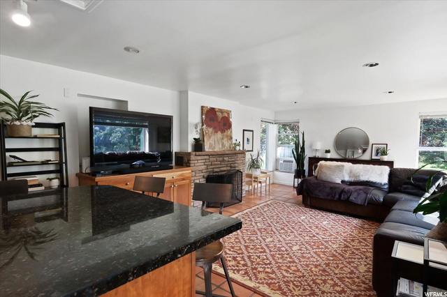 9558 S 3100 E, Sandy, UT 84092 — photo 4