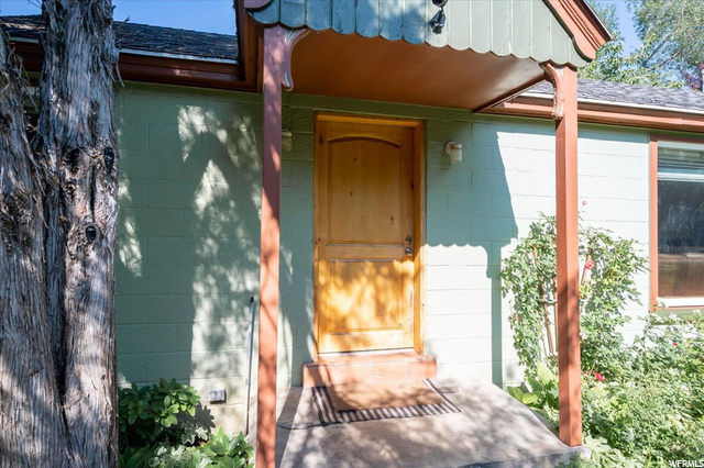 9558 S 3100 E, Sandy, UT 84092 — photo 2